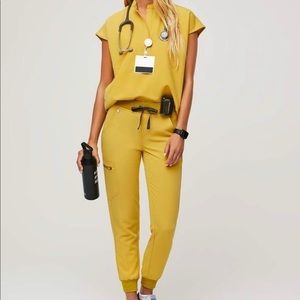 Figs gold scrubs Rafaela xs, Zamora jogger small tall, under scrub top